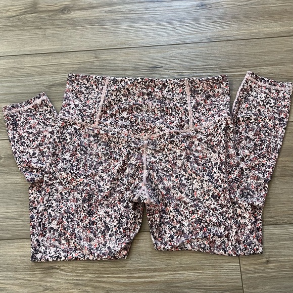 Athleta Elation 7/8 Tight Leggings - Multicolored Paint Splatter Pattern Large - Picture 10 of 12